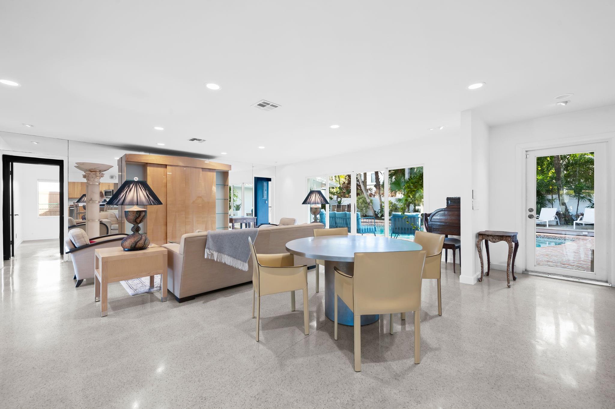 Coral Ridge Galt Add 27-4 - Residential Lease