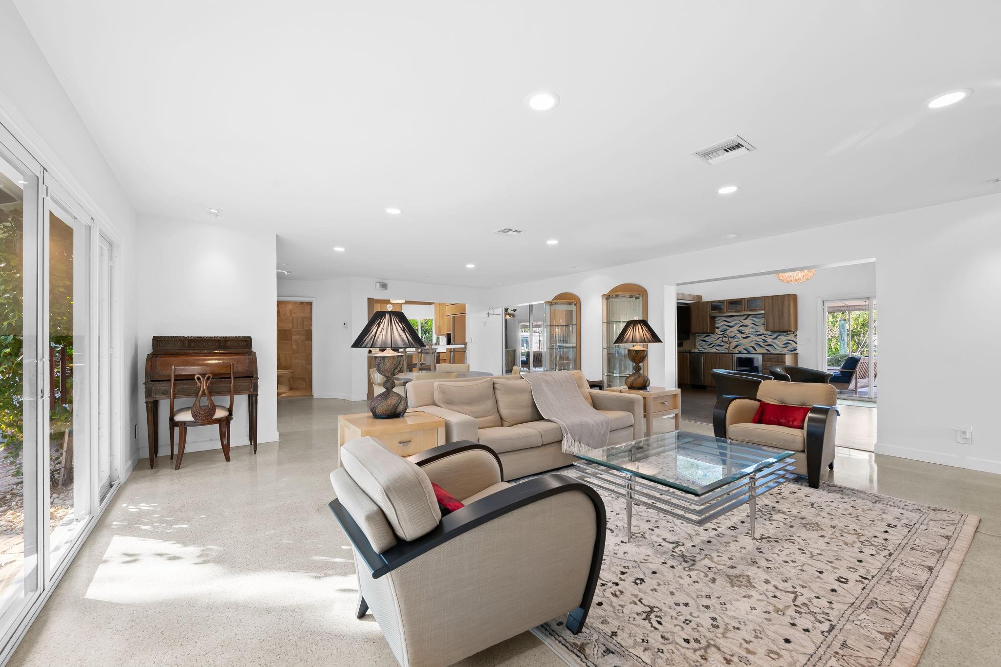 Coral Ridge Galt Add 27-4 - Residential Lease