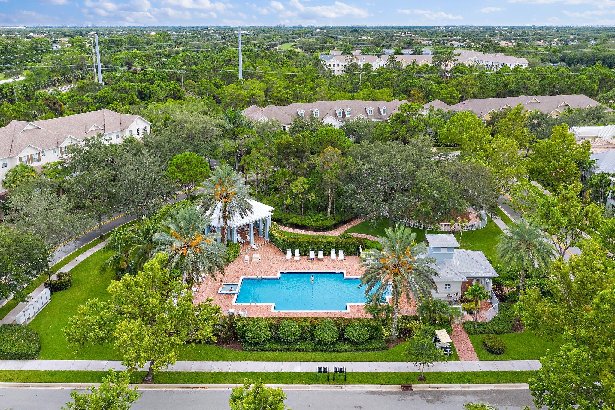356 W Thatch Palm Circle 105
