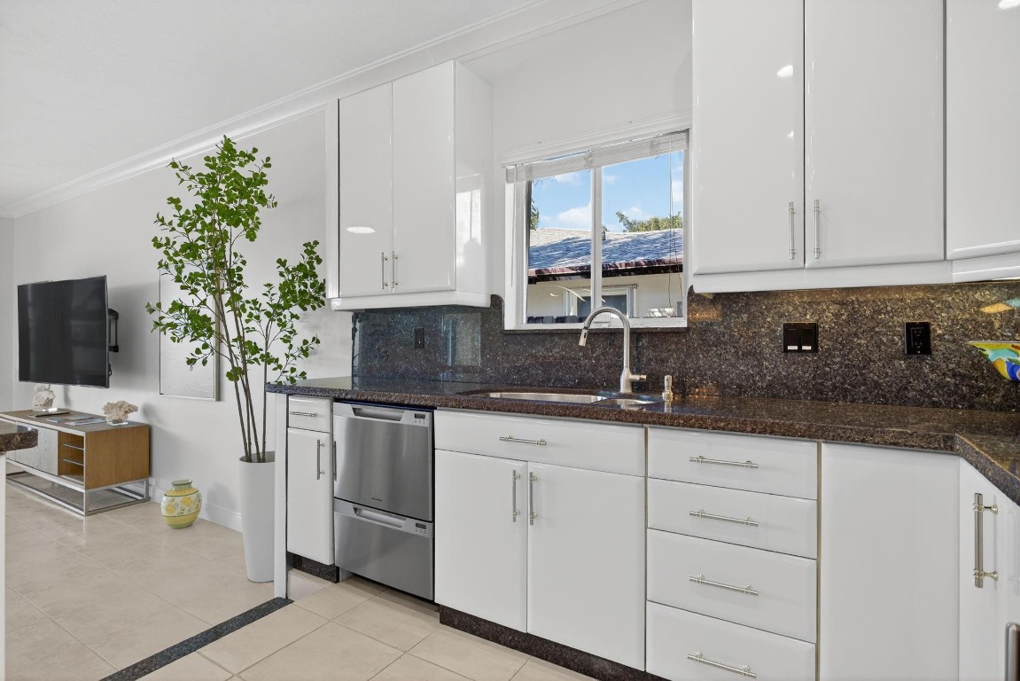 Pompano Beach Park 21-20 - Residential Lease