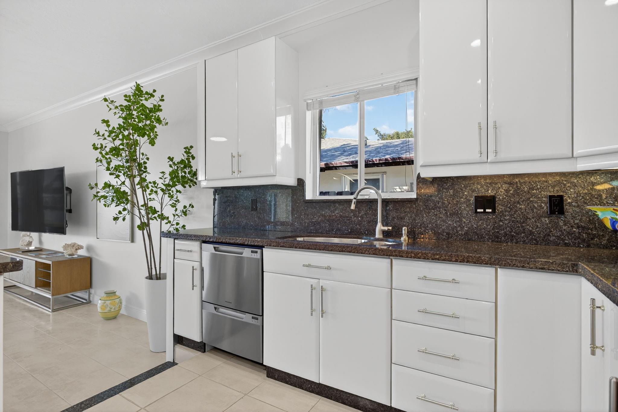 Pompano Beach Park 21-20 - Residential Lease