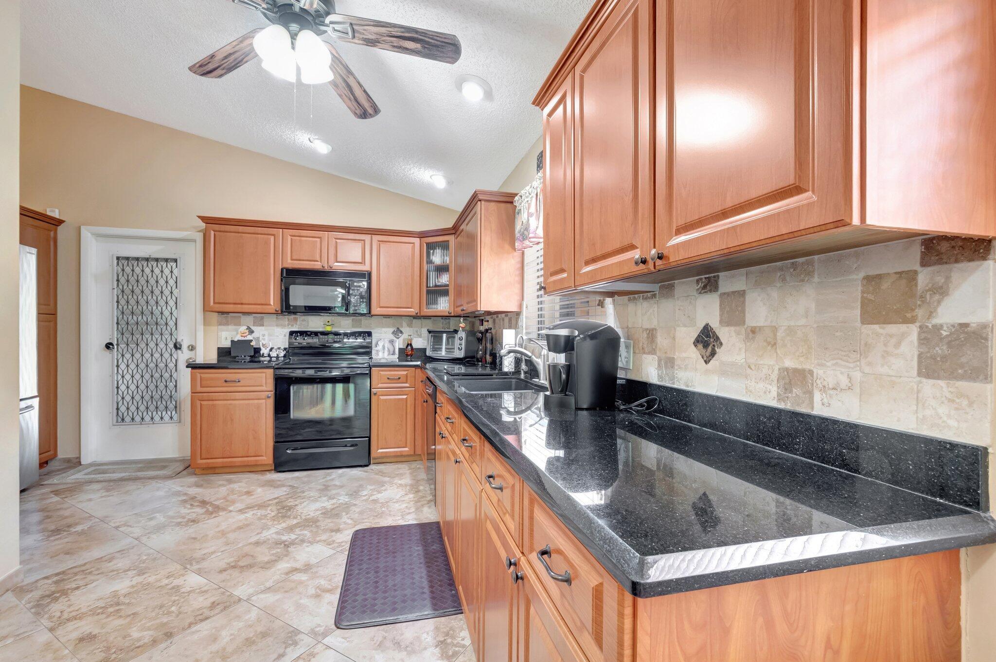 1420 NW 27th Avenue