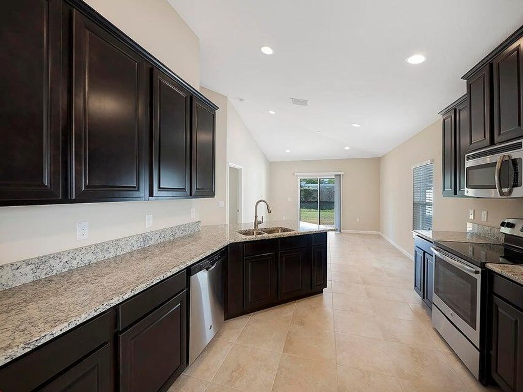 Photo of 11662 SW Rowena Street, Port Saint Lucie, FL 34987 (MLS # R11058528)