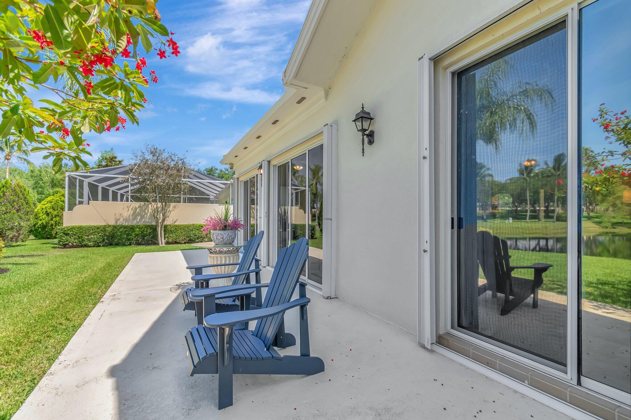 Wellington, Florida 33414, United States, 3 Bedrooms Bedrooms, ,3 BathroomsBathrooms,Residential,Active,209557