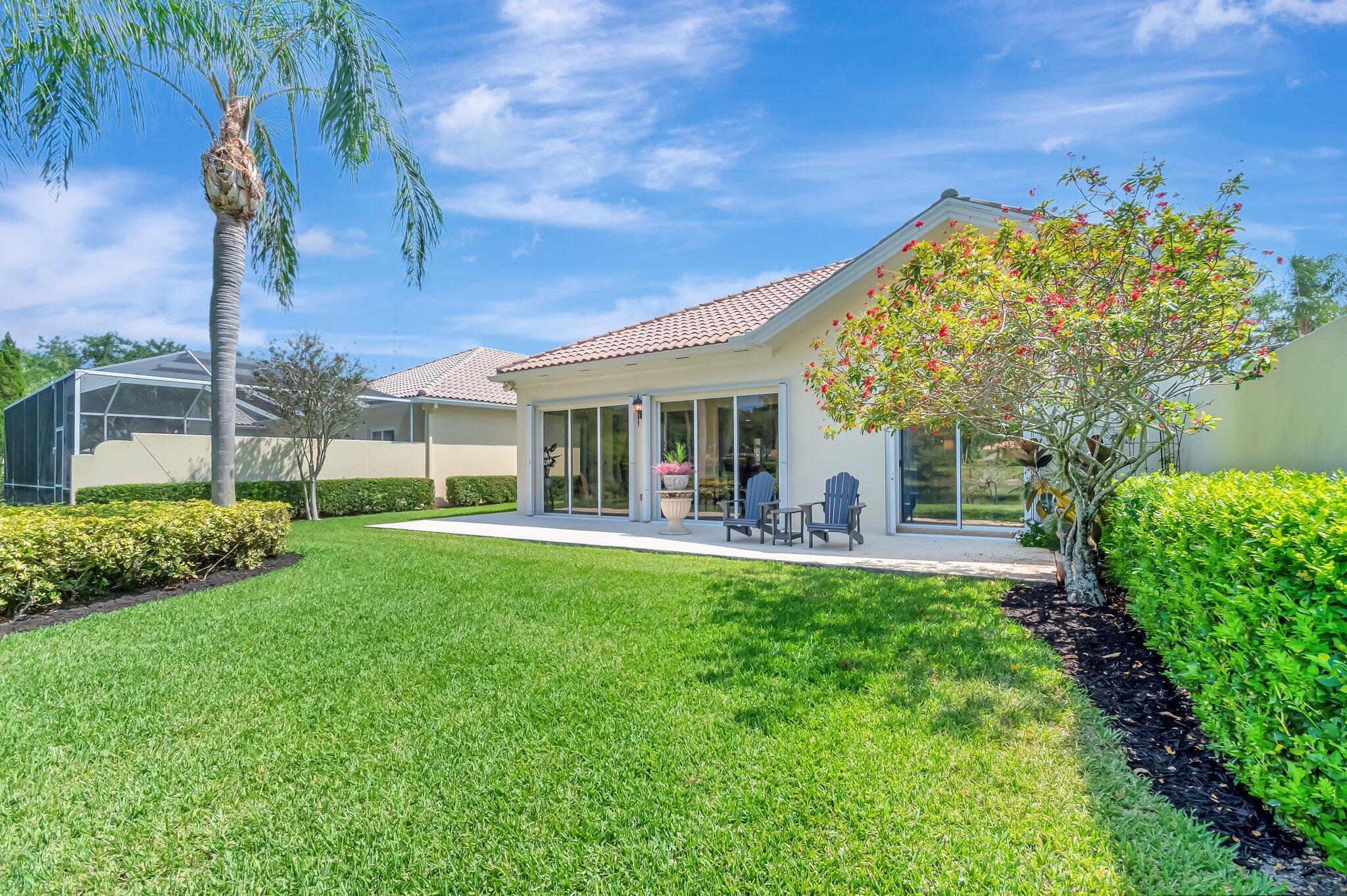 Wellington, Florida 33414, United States, 3 Bedrooms Bedrooms, ,3 BathroomsBathrooms,Residential,Active,209557