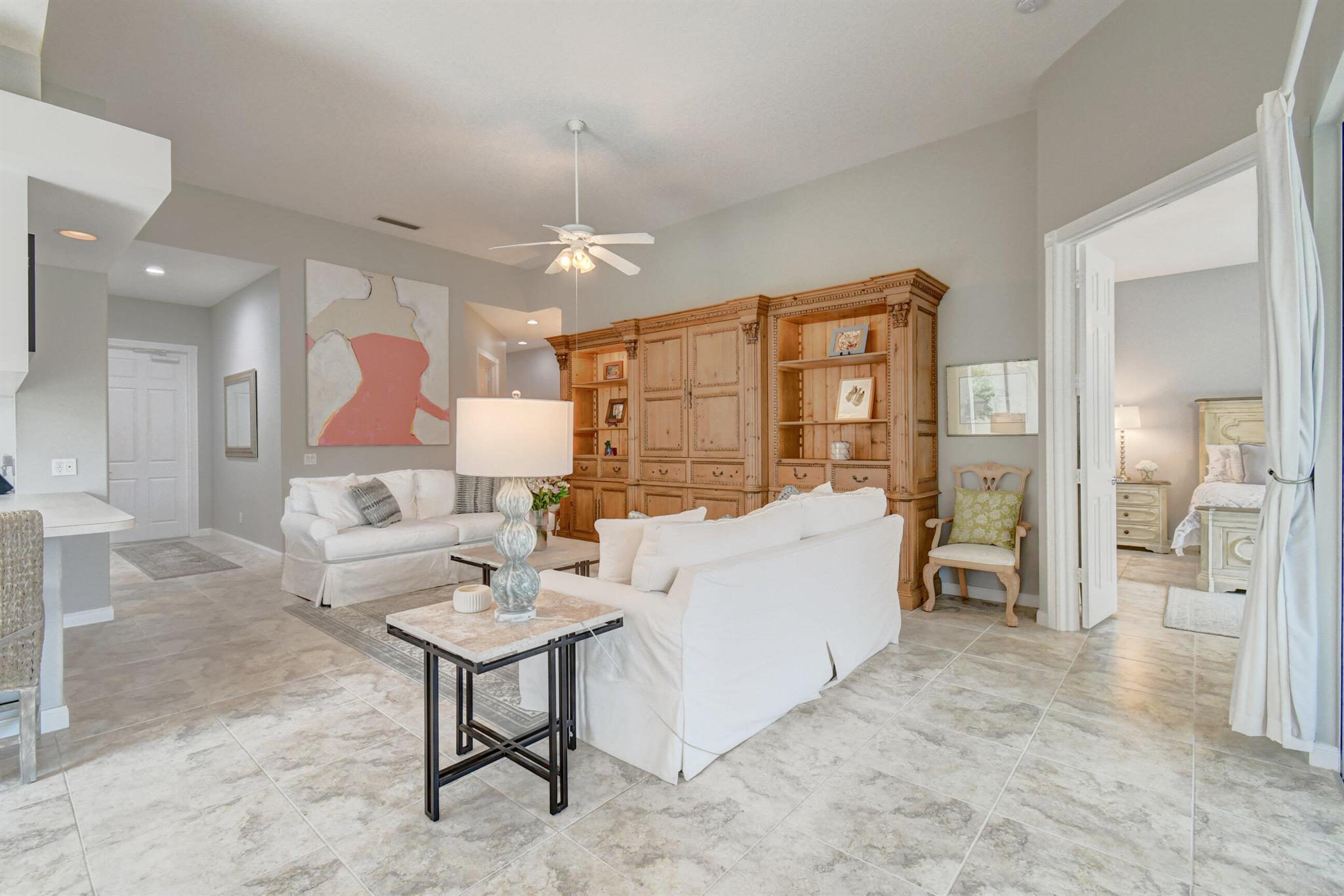 Wellington, Florida 33414, United States, 3 Bedrooms Bedrooms, ,3 BathroomsBathrooms,Residential,Active,209557