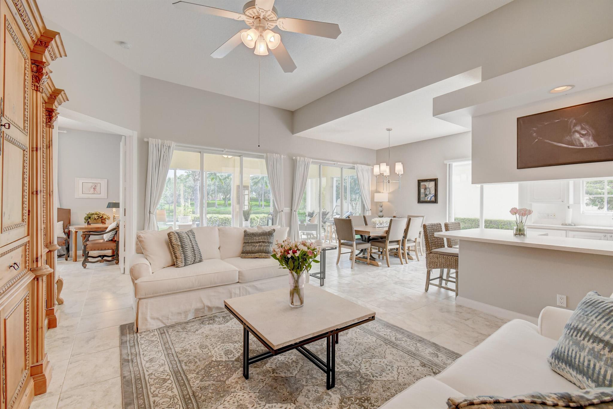 Wellington, Florida 33414, United States, 3 Bedrooms Bedrooms, ,3 BathroomsBathrooms,Residential,Active,209557