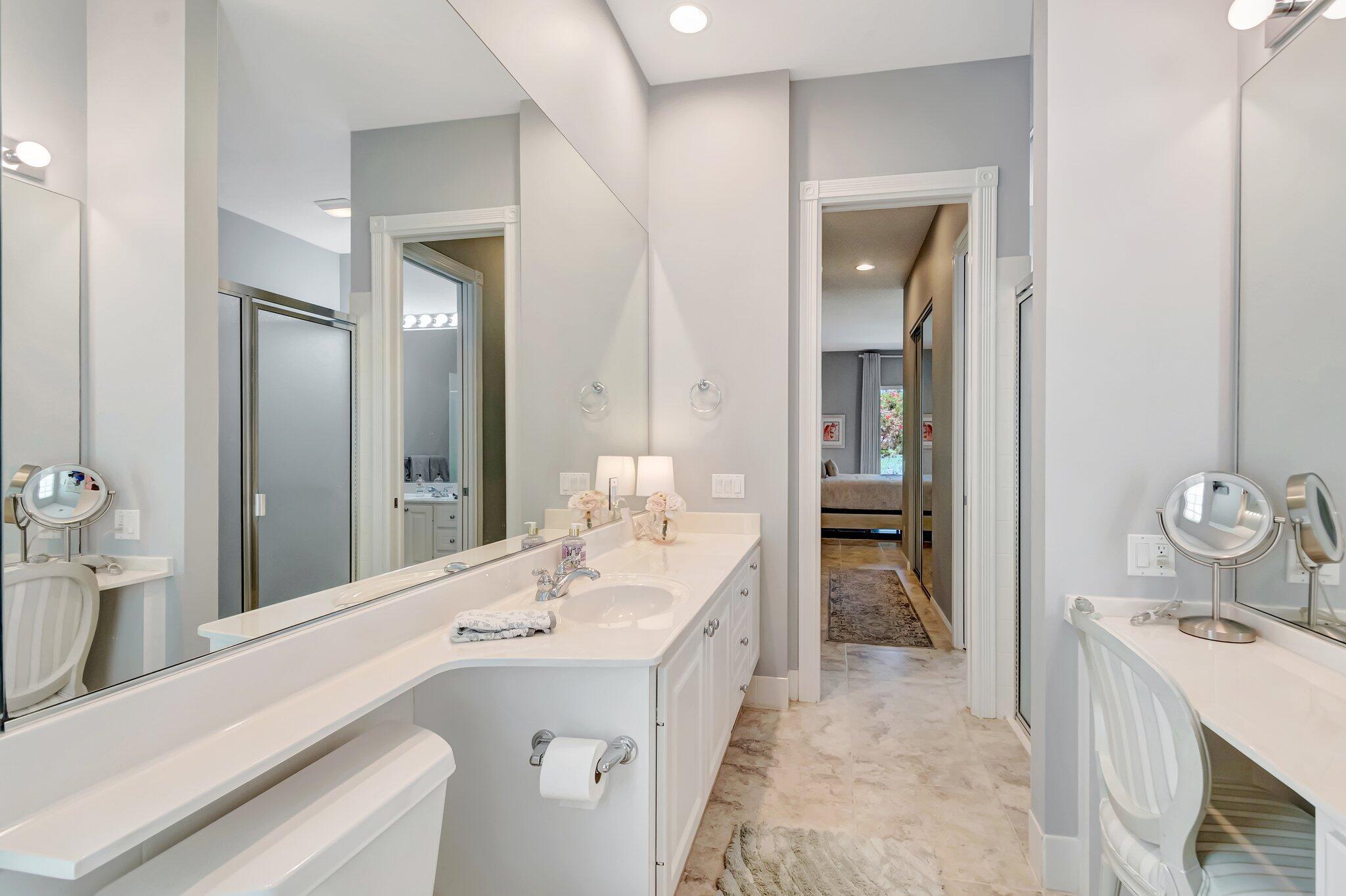 Wellington, Florida 33414, United States, 3 Bedrooms Bedrooms, ,3 BathroomsBathrooms,Residential,Active,209557