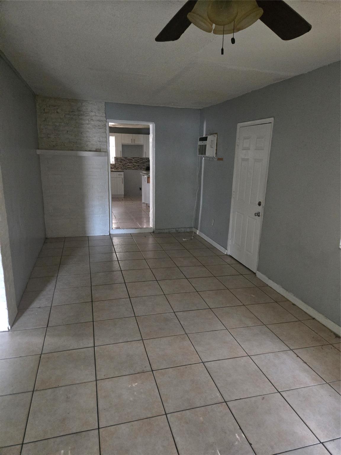 2478 NW 98th St