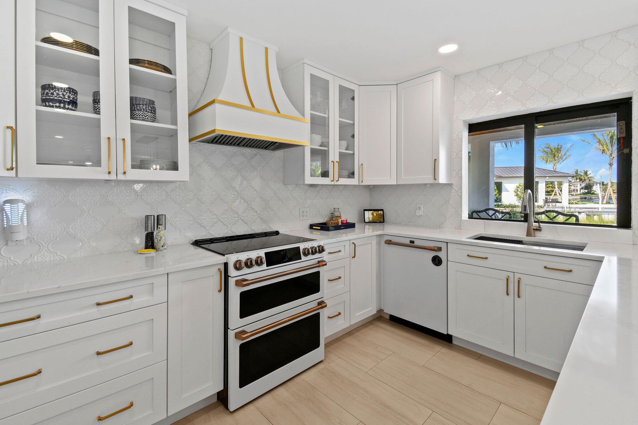 INTRACOASTAL PARK - Residential