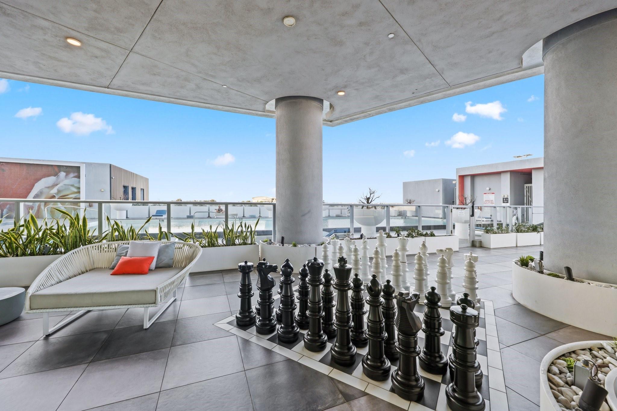 One Metropica - Residential