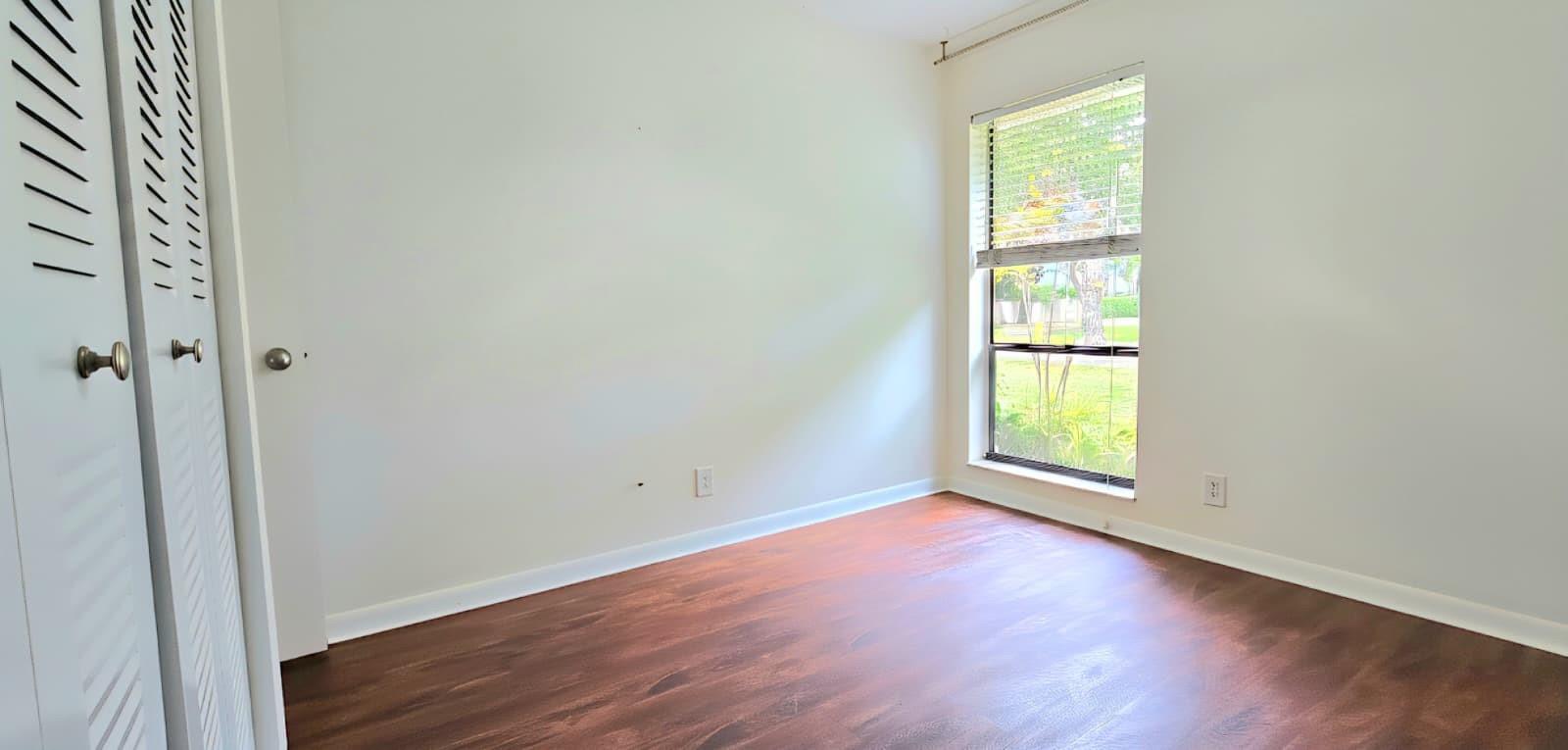 GUARDIAN ESTATES 81-41 B - Residential Lease