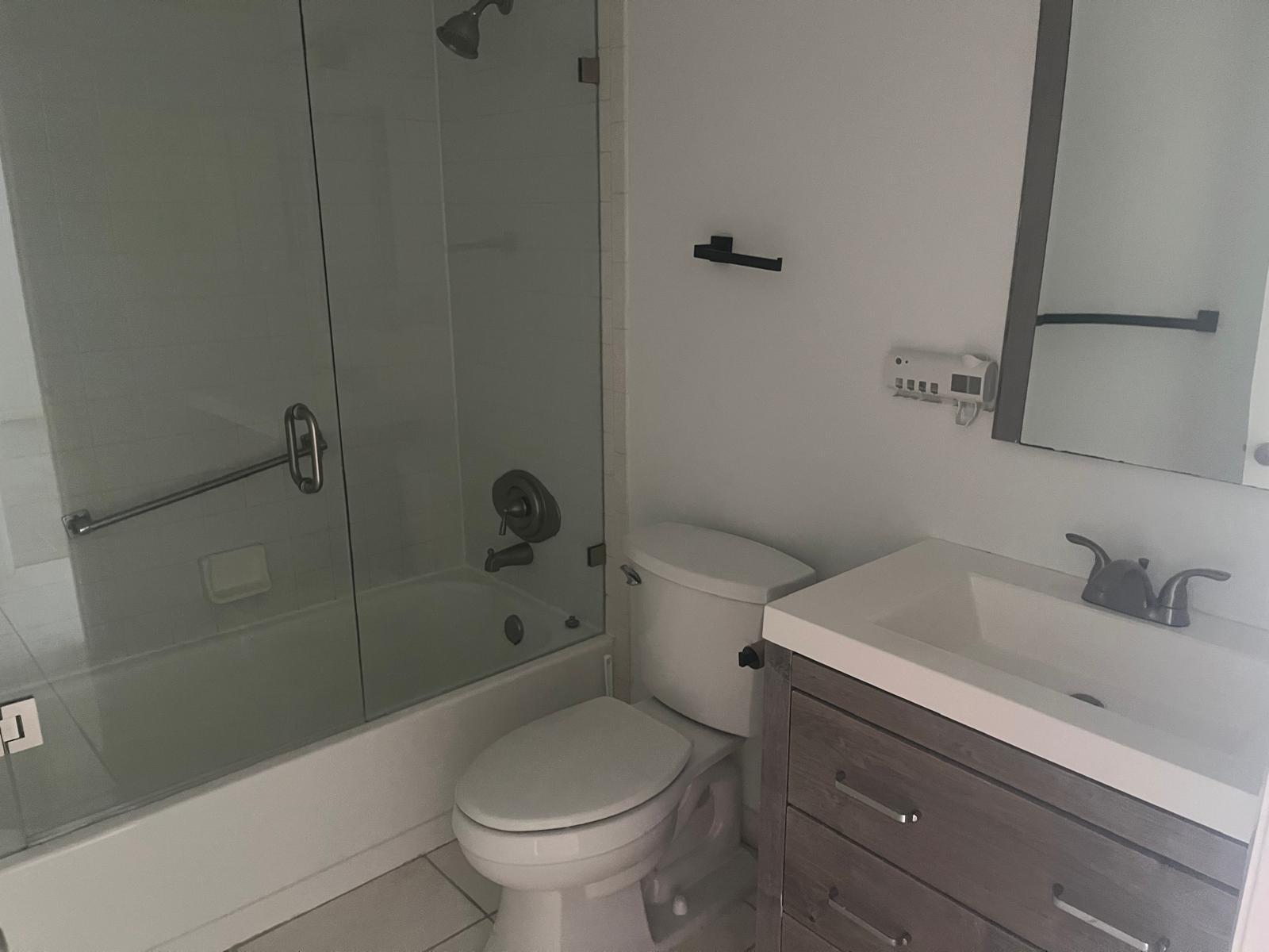 CHARTER CLUB OF PALM BEAC - Residential