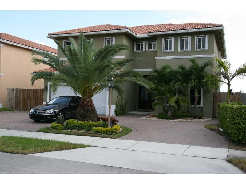 TWIN LAKE SHORES WEST - Residential