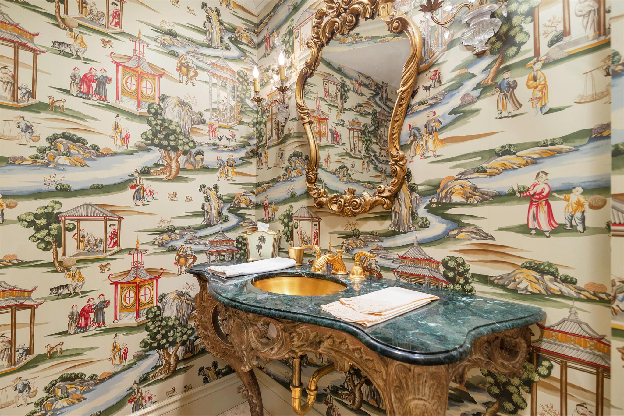 ROYAL PARK - Residential