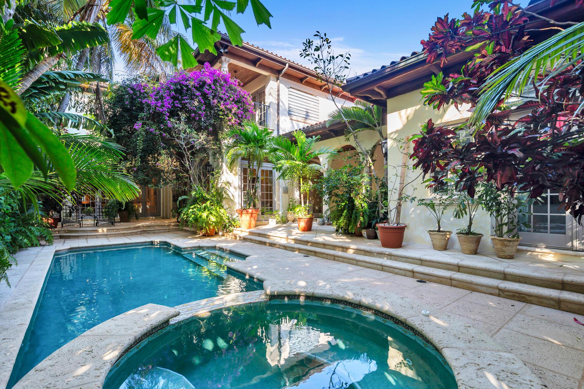 ROYAL PARK - Residential