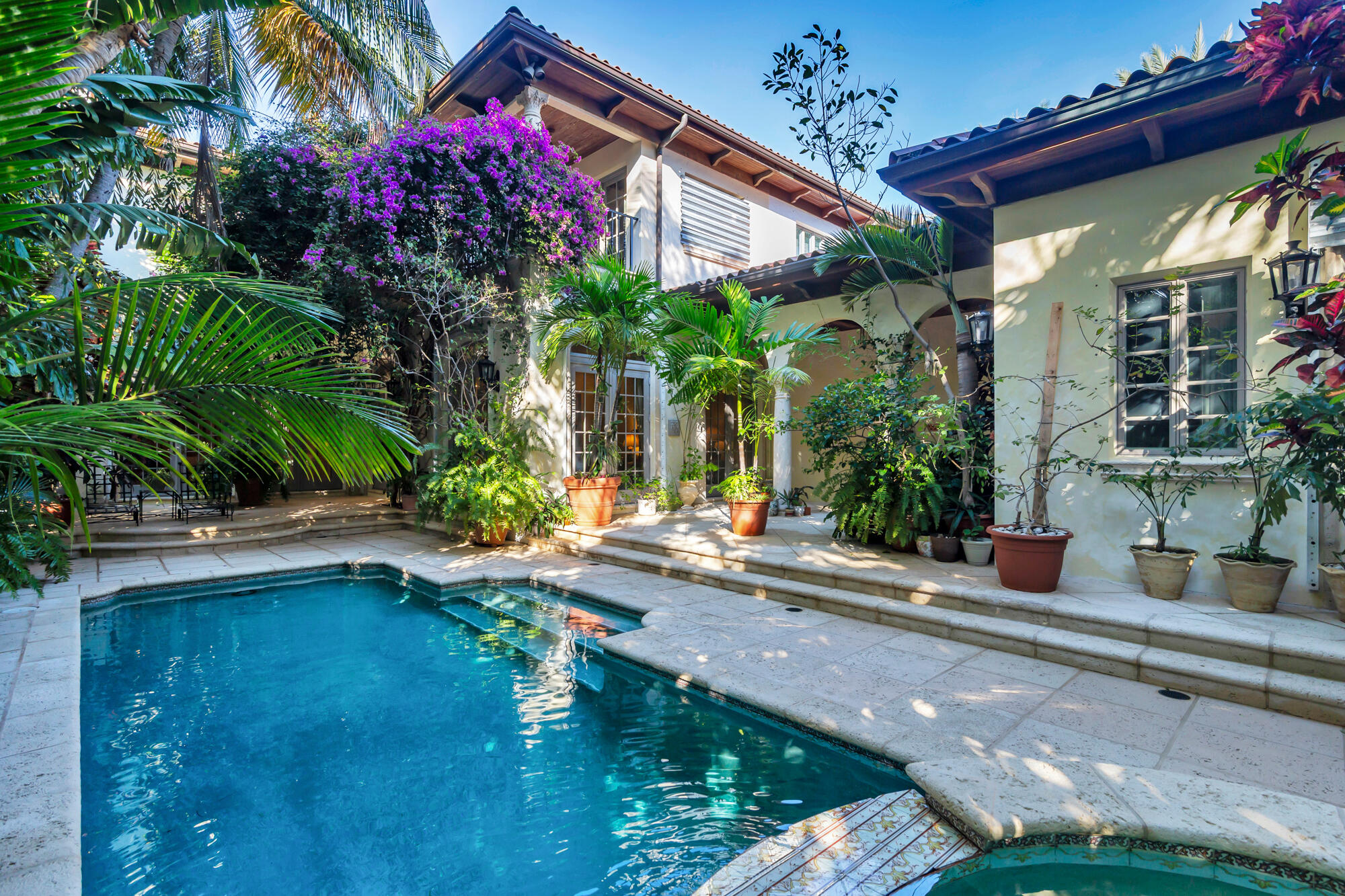 ROYAL PARK - Residential