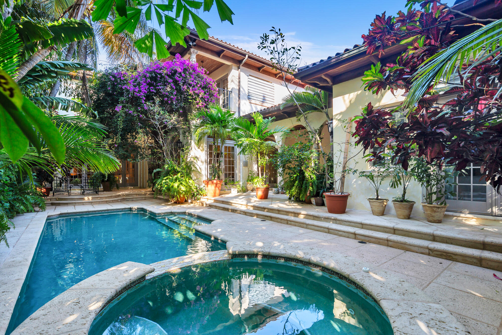 ROYAL PARK - Residential