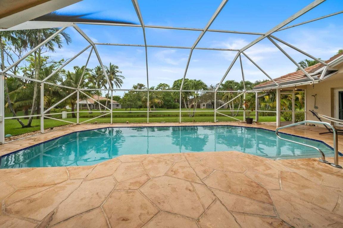 GREENVIEW SHORES 1 OF WELLINGTON - Residential Lease