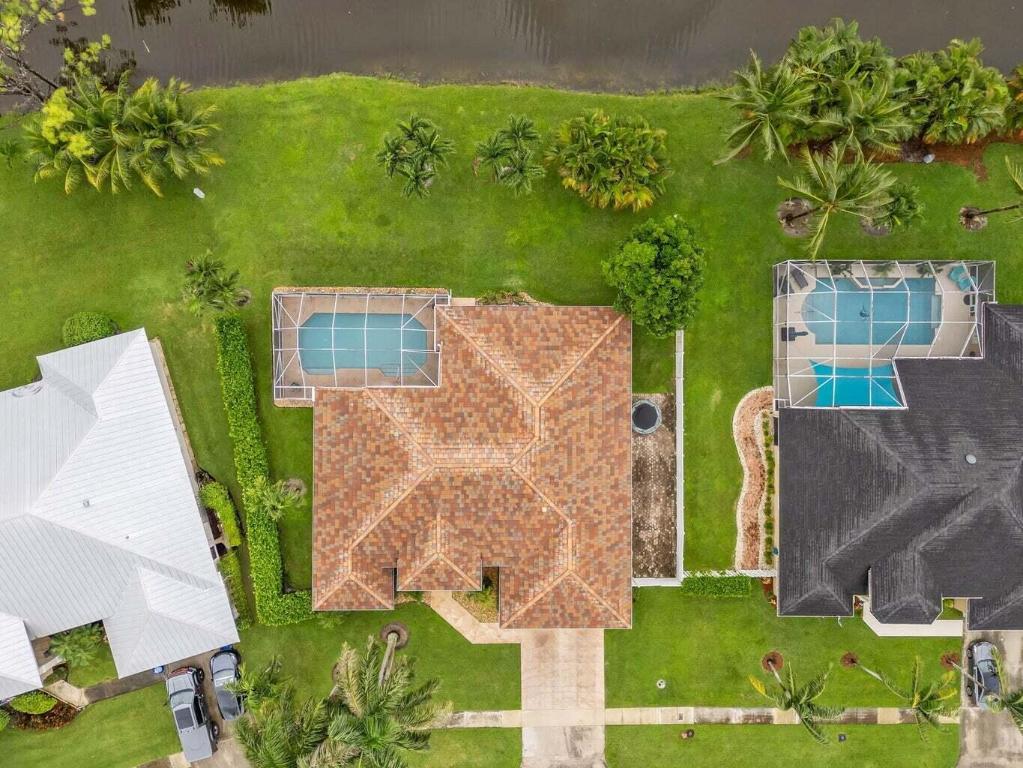 GREENVIEW SHORES 1 OF WELLINGTON - Residential Lease