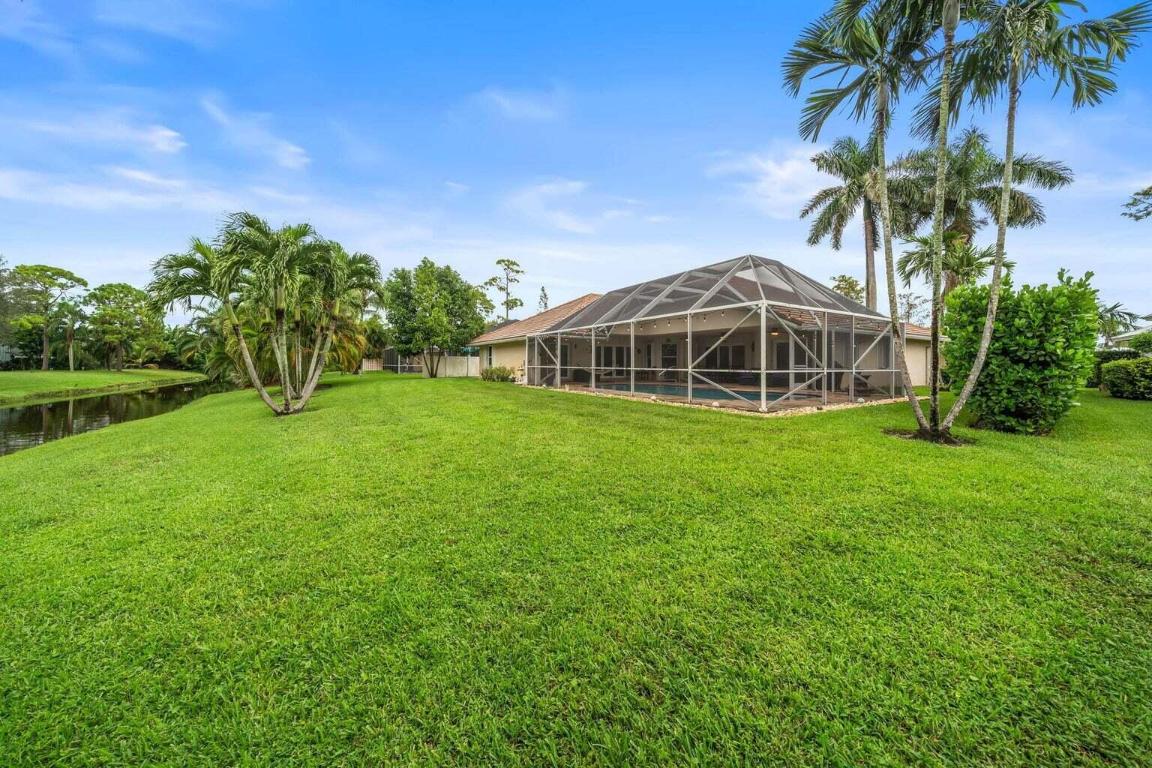 GREENVIEW SHORES 1 OF WELLINGTON - Residential Lease