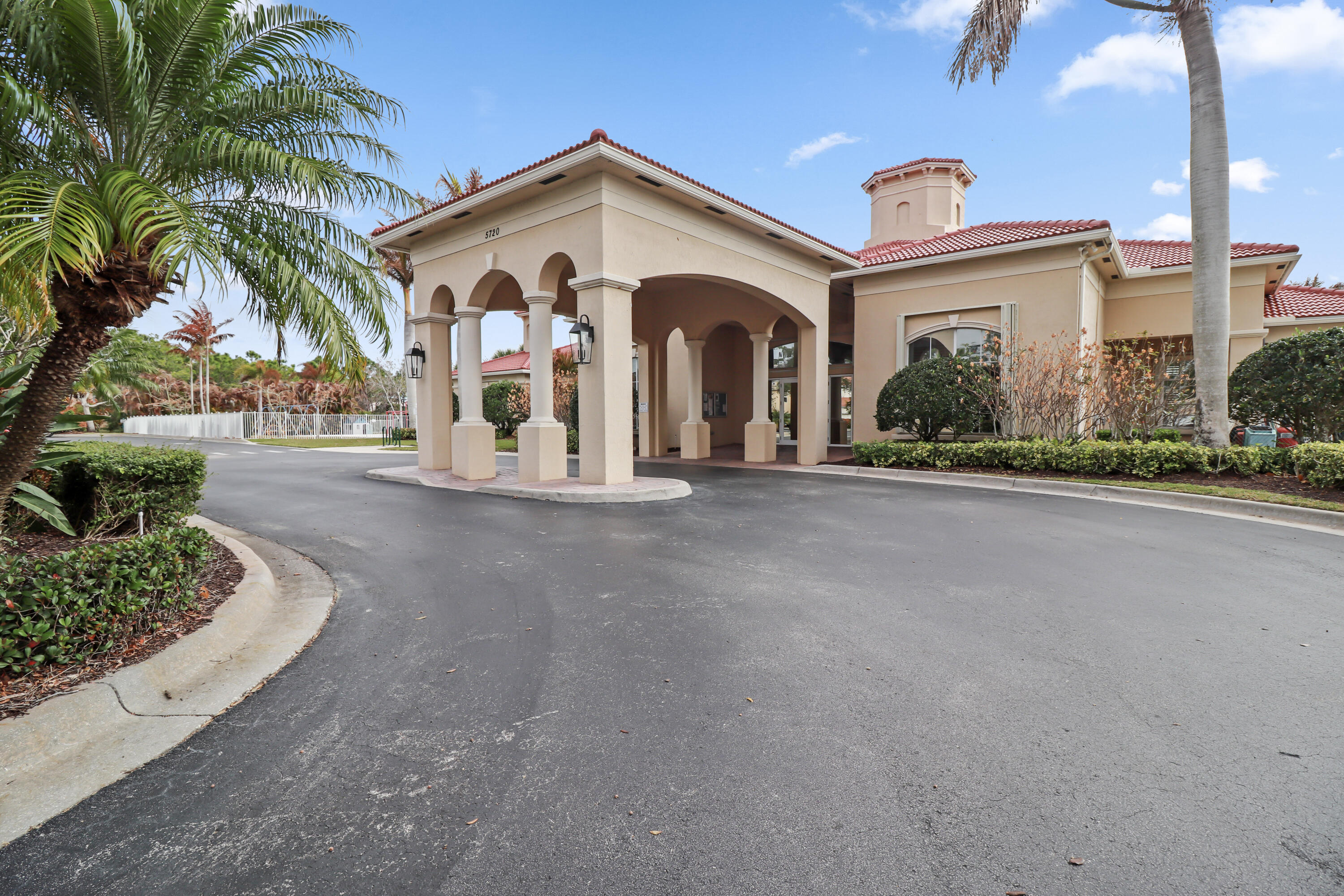 PORTOFINO SHORES PHASE THREE - Residential