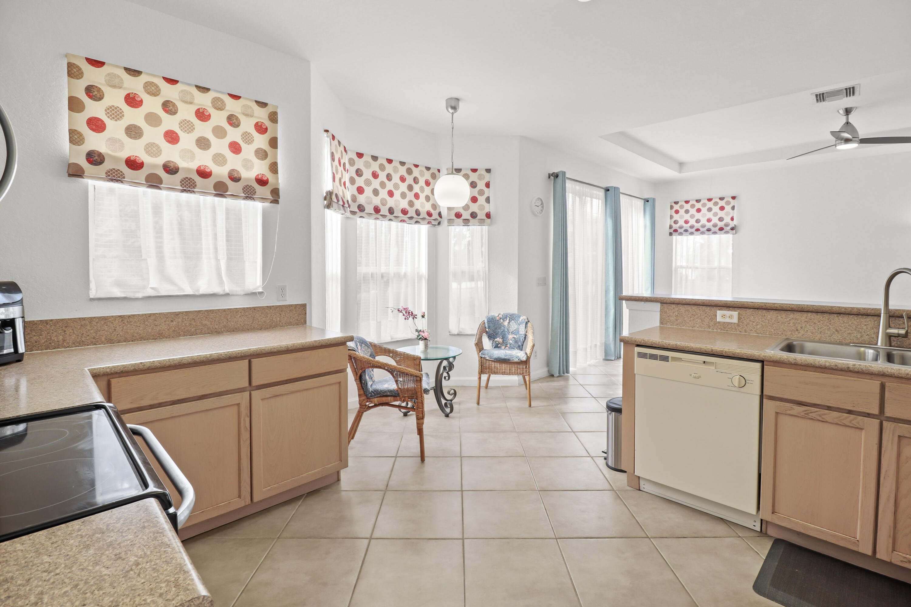 PORTOFINO SHORES PHASE THREE - Residential