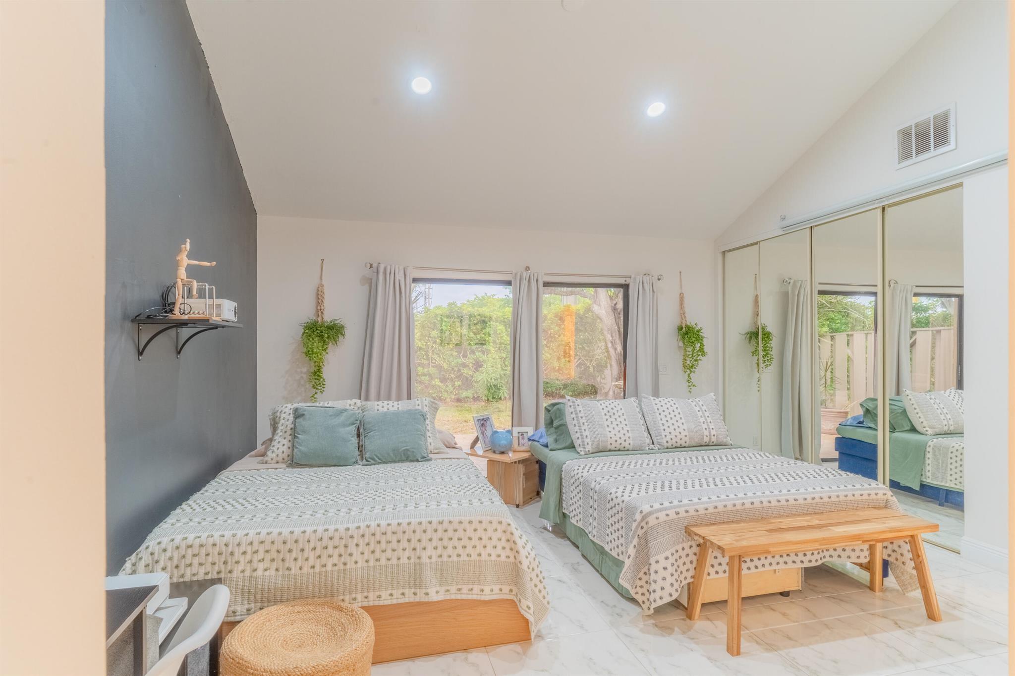 WILDWOOD OF DEER CREEK - Residential