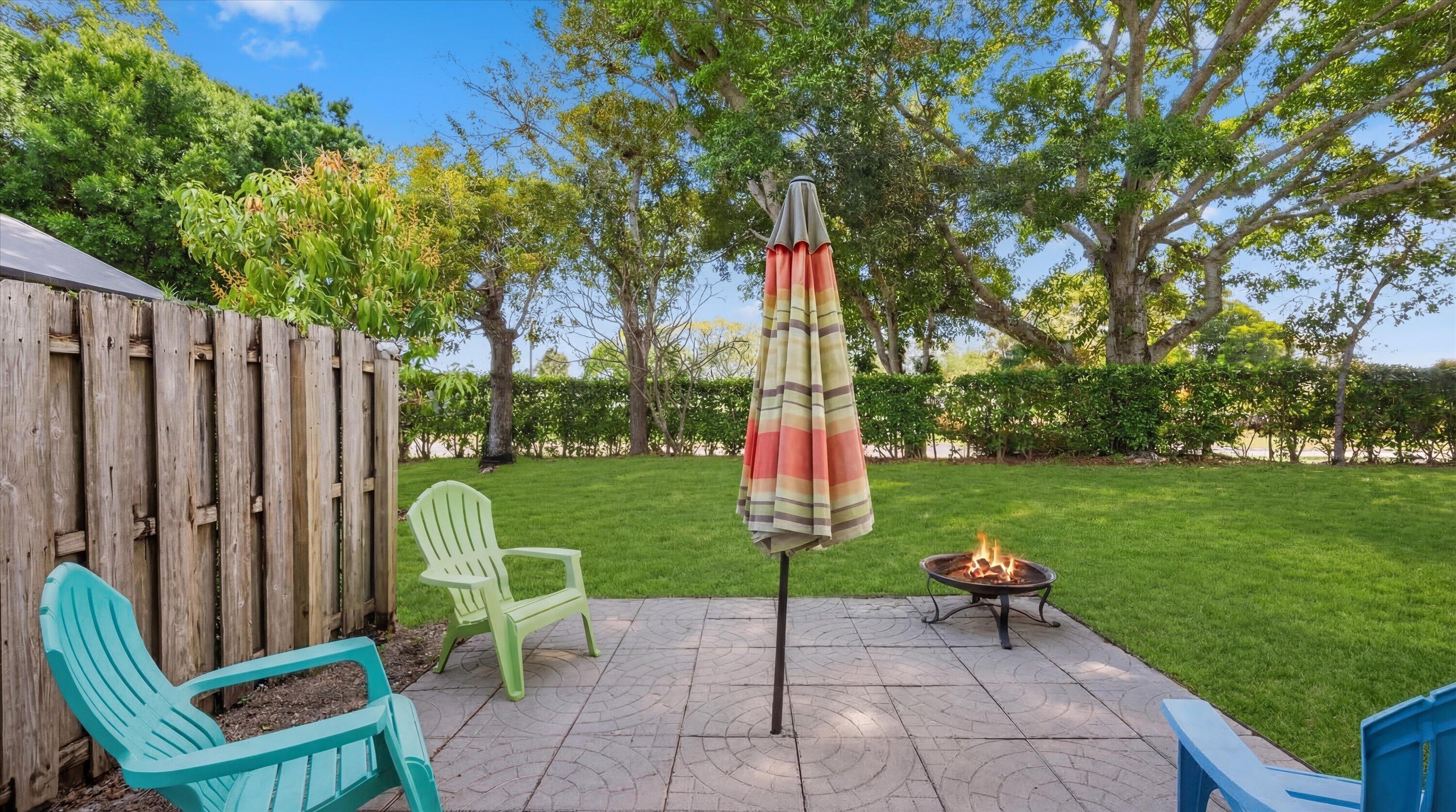 CHARLESTON SHORES - Residential