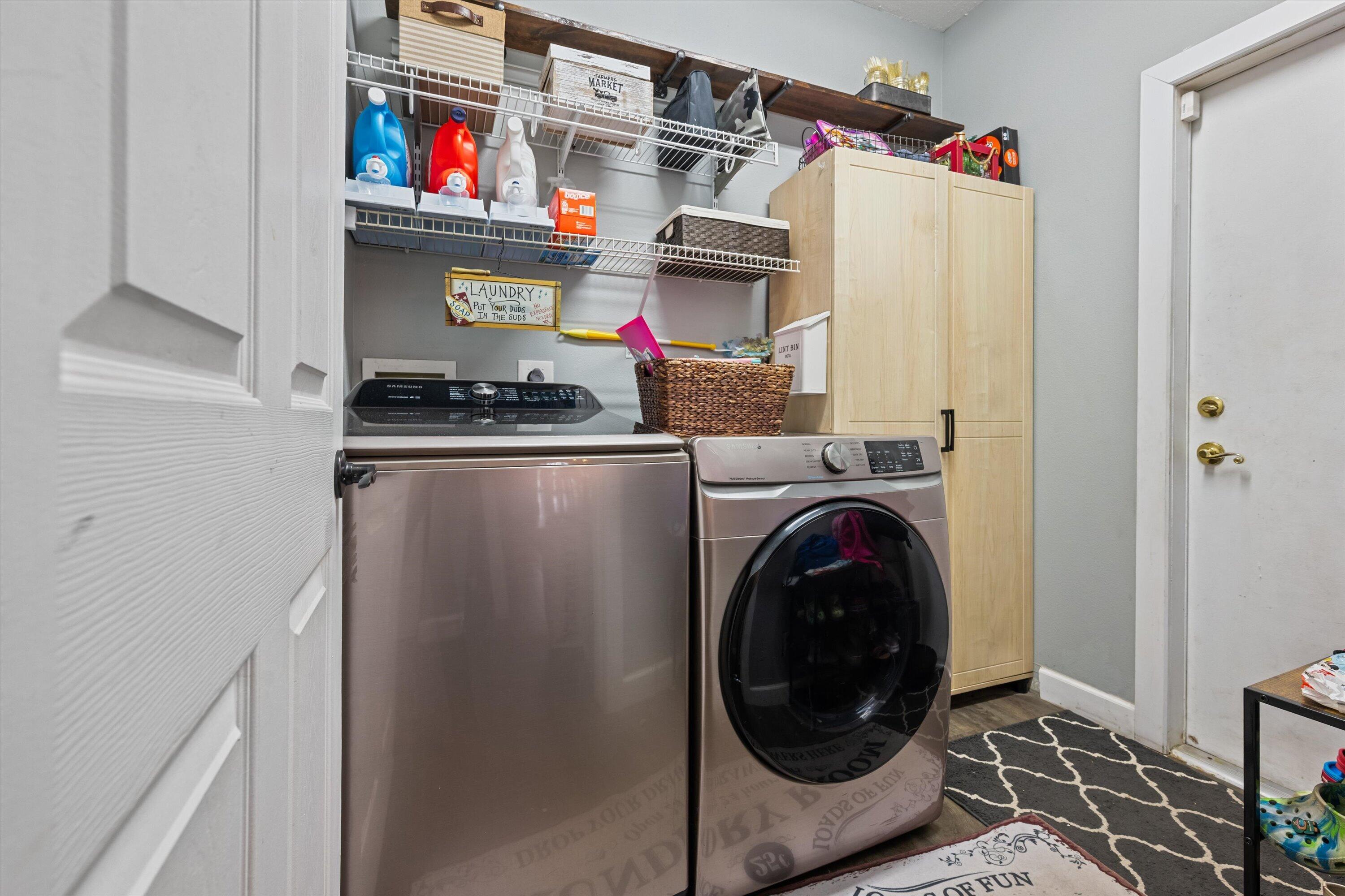 CHARLESTON SHORES - Residential