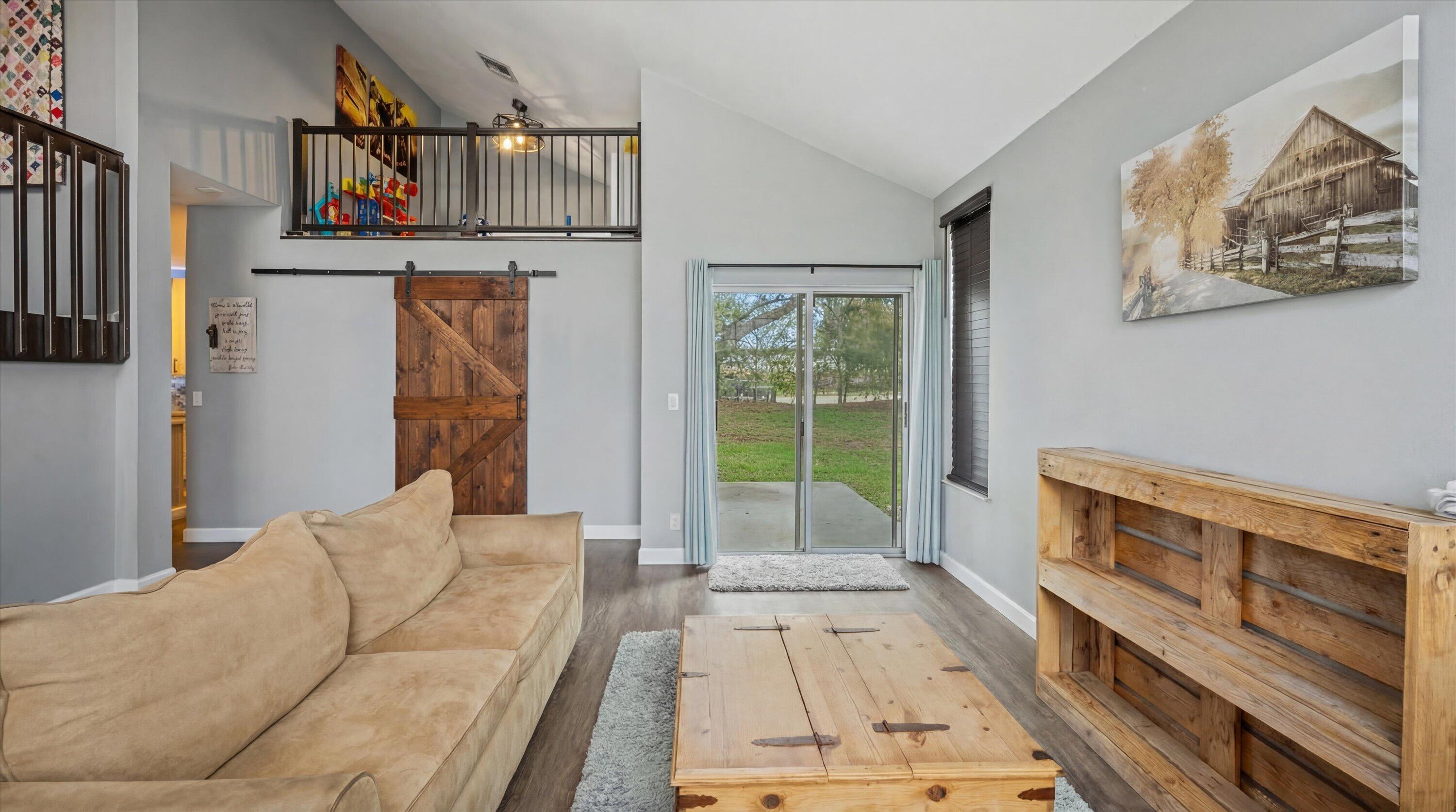 CHARLESTON SHORES - Residential