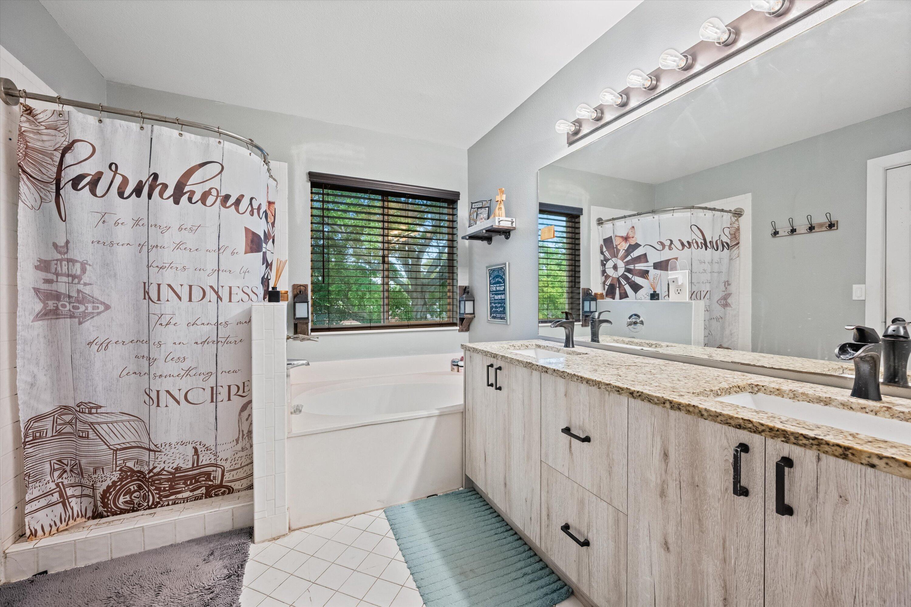 CHARLESTON SHORES - Residential