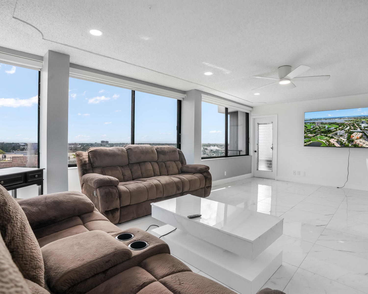 FLAMING WATERS COUNTRY CLUB BLK 12 - Residential