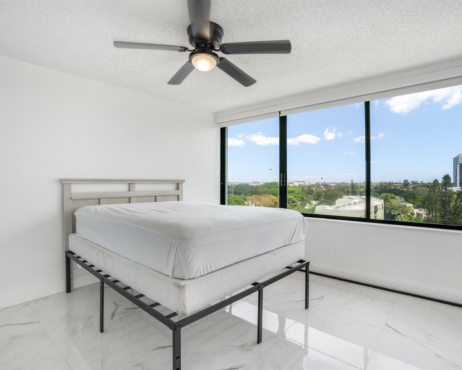 FLAMING WATERS COUNTRY CLUB BLK 12 - Residential