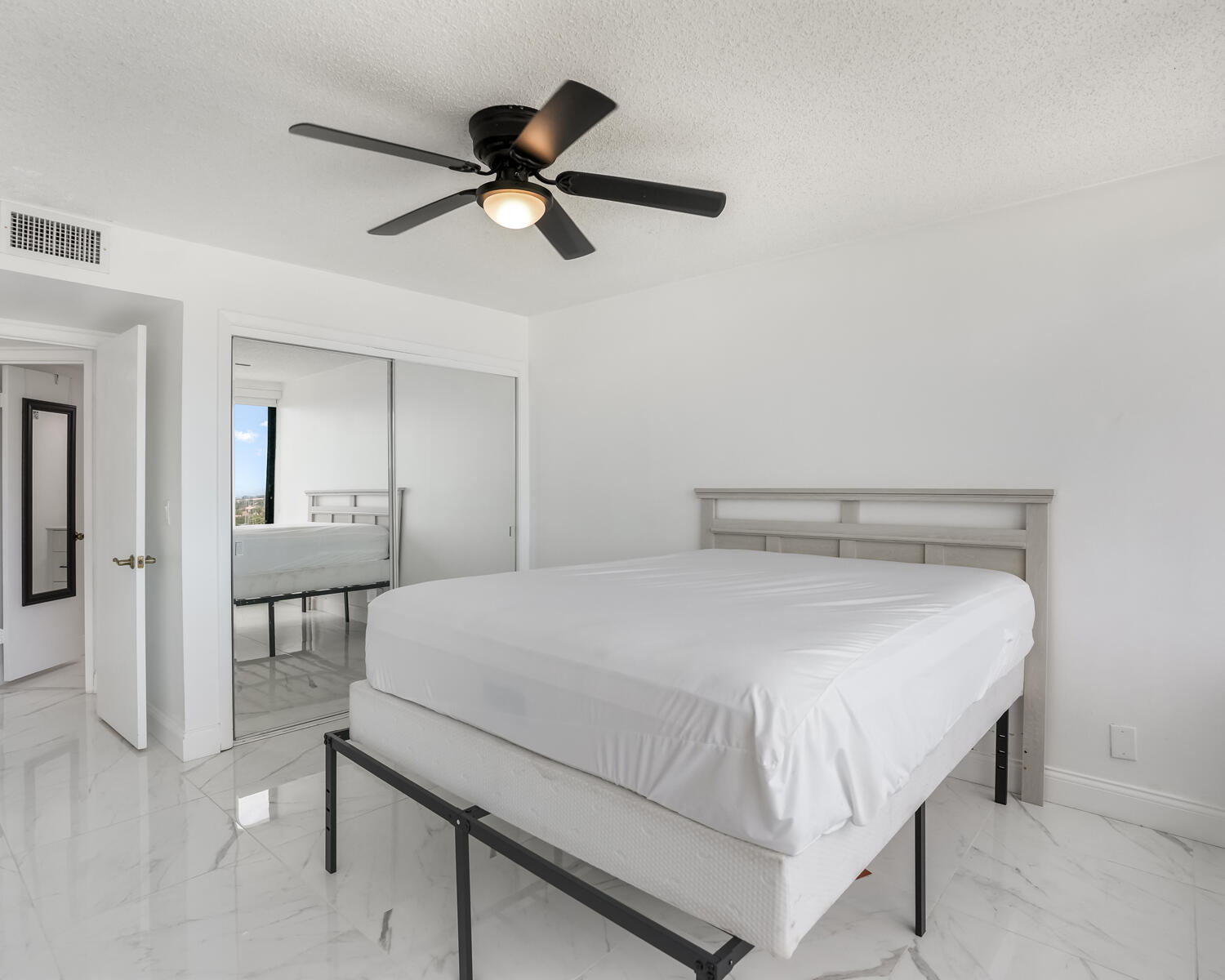 FLAMING WATERS COUNTRY CLUB BLK 12 - Residential