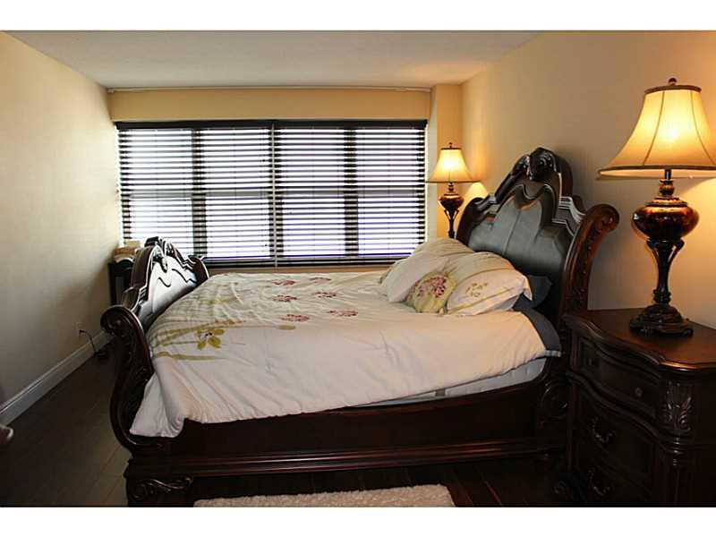 OCEAN SUMMIT CONDO - Residential Lease