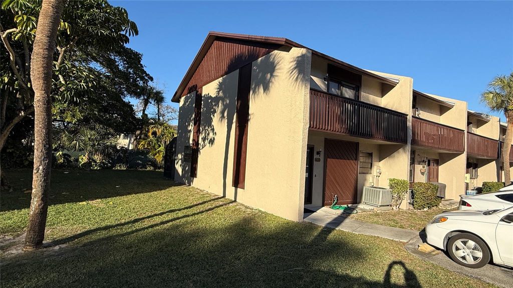 Photo of 789 NW 47th Street #789, Pompano Beach, FL 33064 (MLS # F10554920)