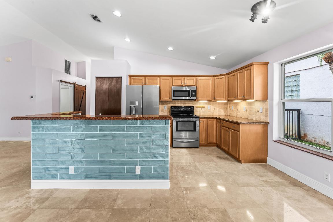 MONTAUK HARBOR - Residential