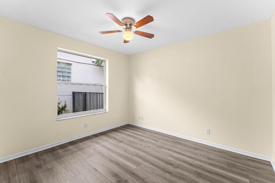 MONTAUK HARBOR - Residential