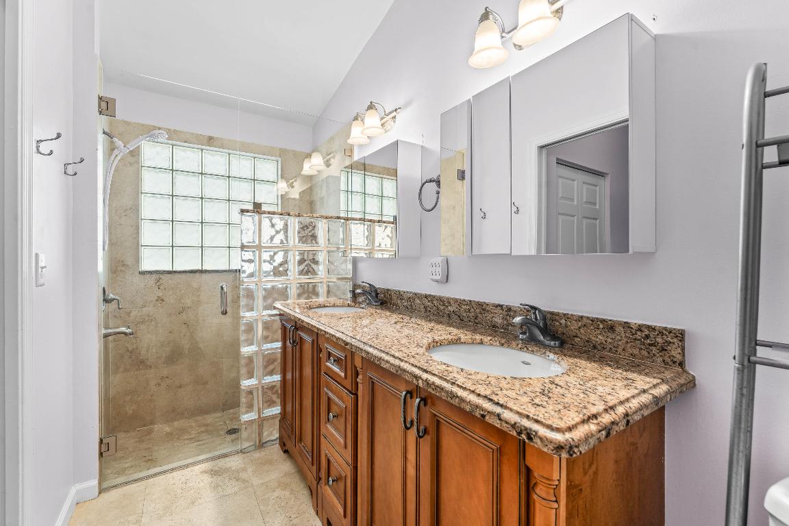 MONTAUK HARBOR - Residential