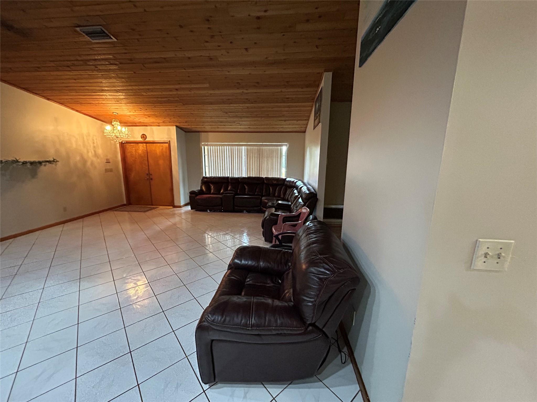 Pine Tree Estates - Residential