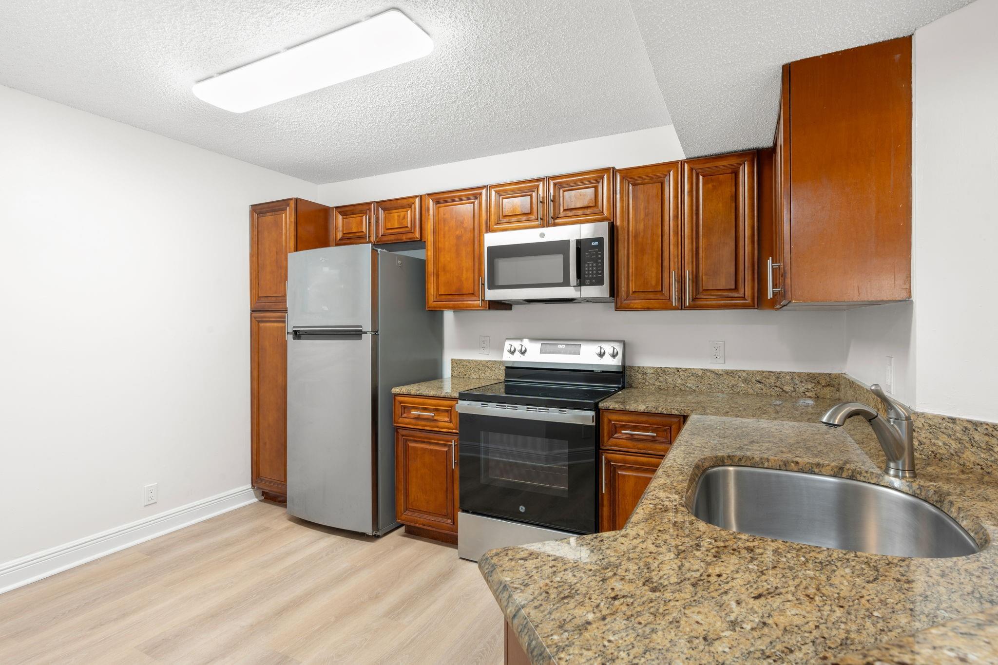 8851 Wiles Rd 108