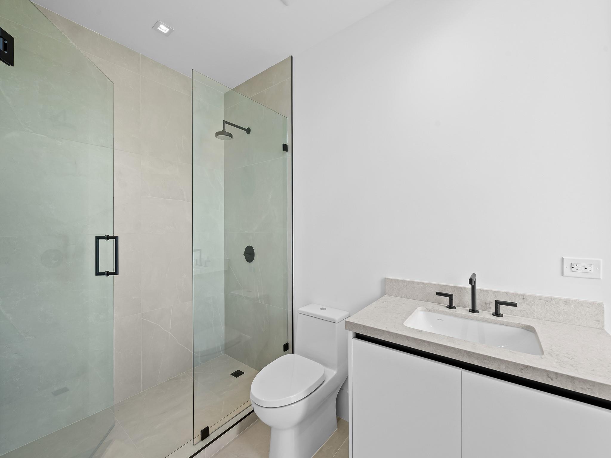 160 Marina Bay - Residential