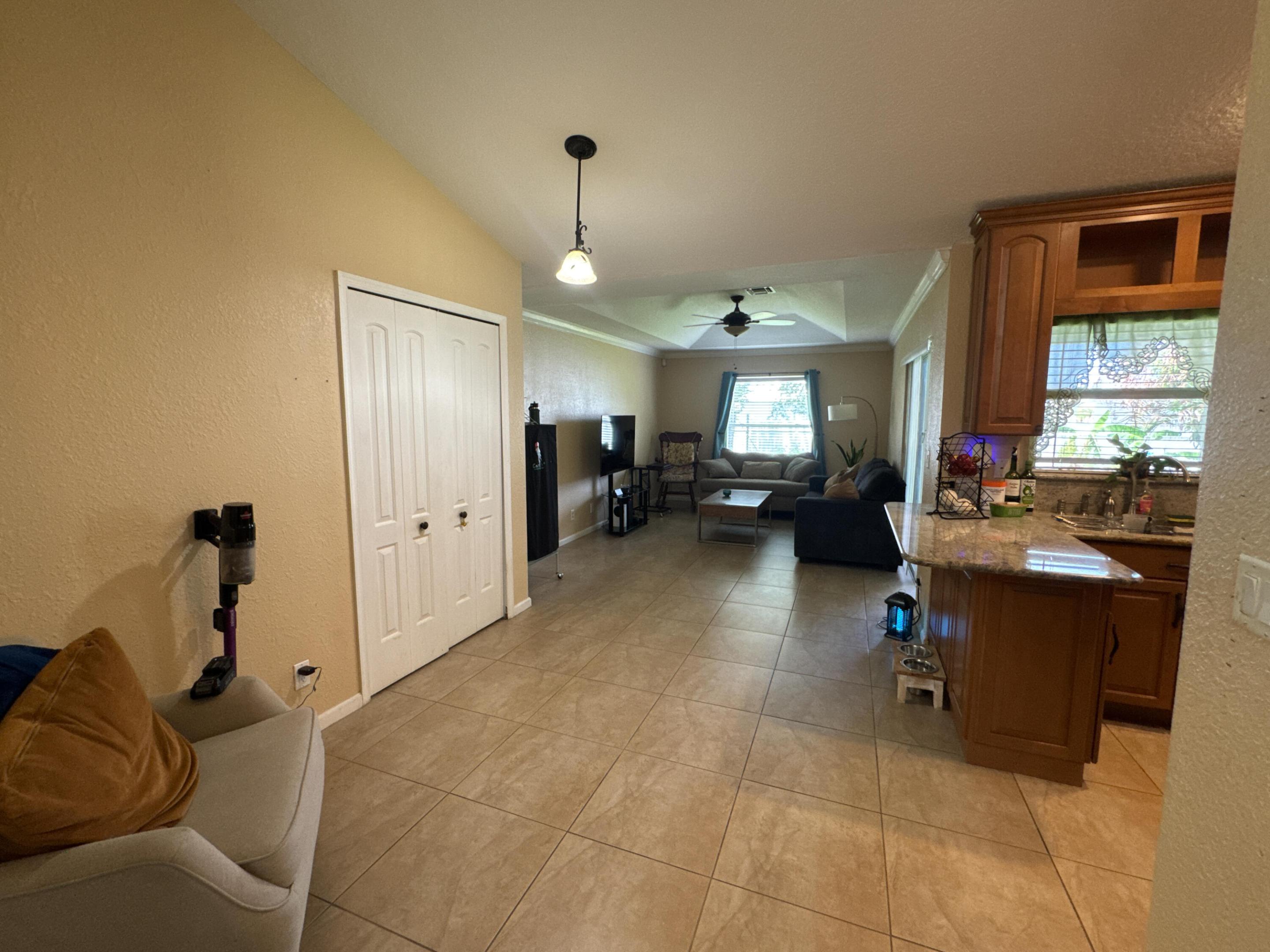 1773 SW Finch Lane