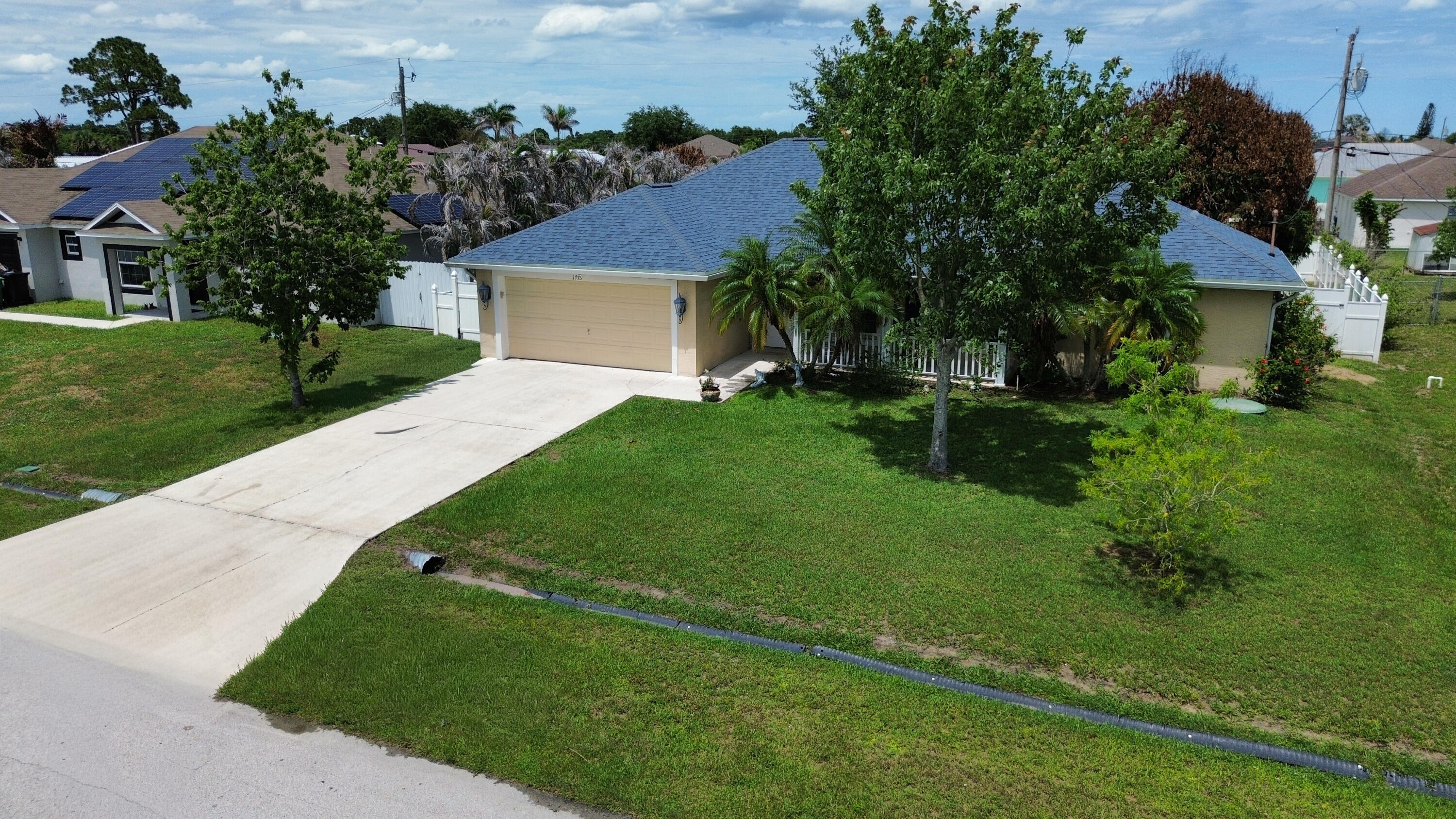 1773 SW Finch Lane
