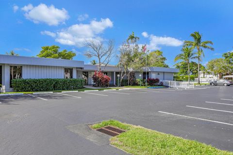 A home in Oakland Park