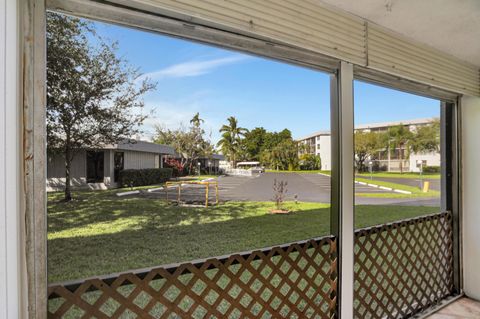 A home in Oakland Park