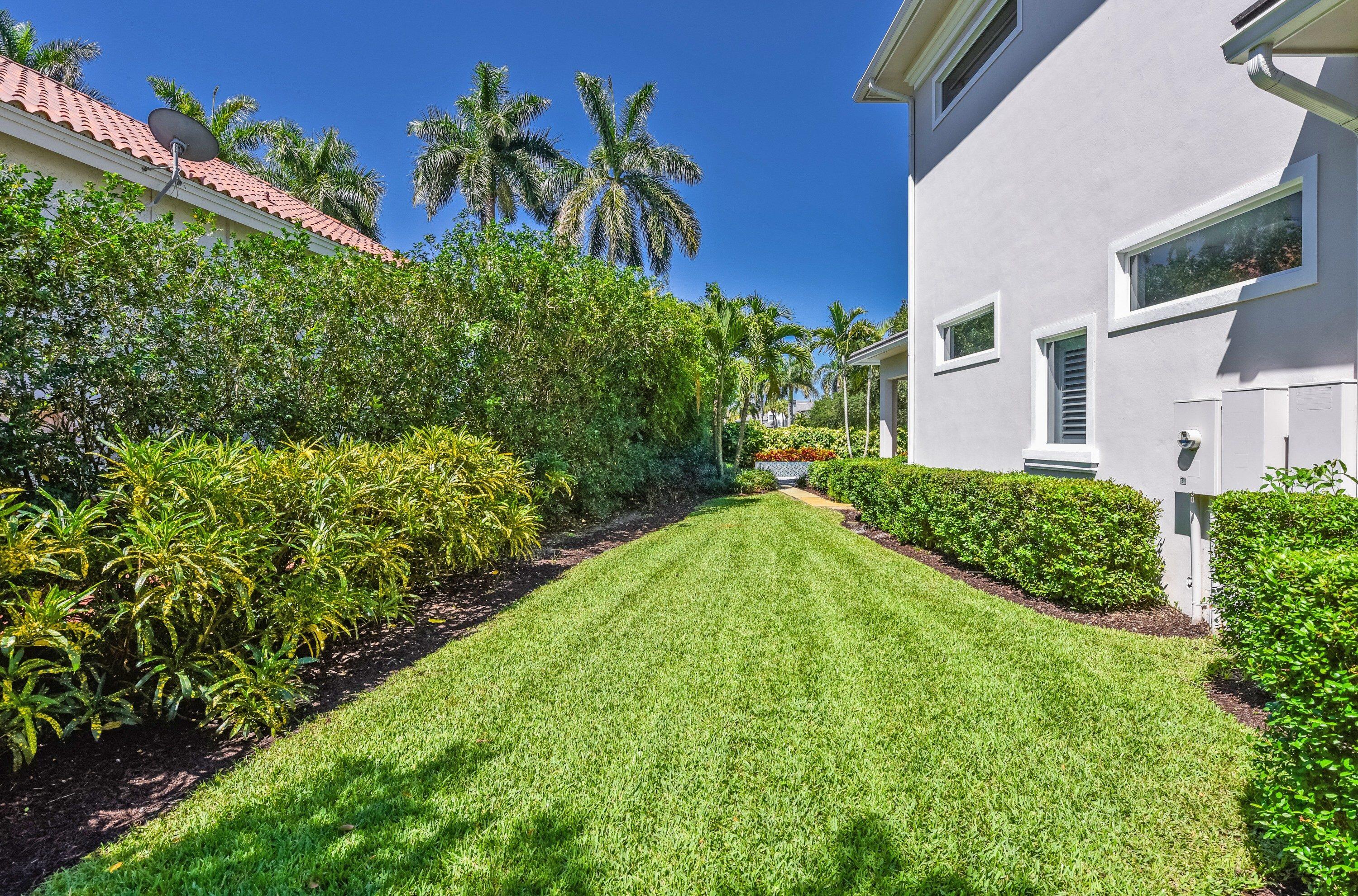 ST ANDREWS COUNTRY CLUB - Residential