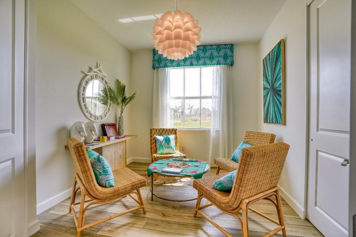 DELRAY TRAILS VILLAS - Residential