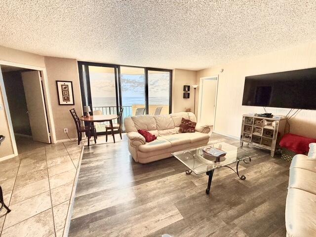 2800 N Ocean Drive A-24d
